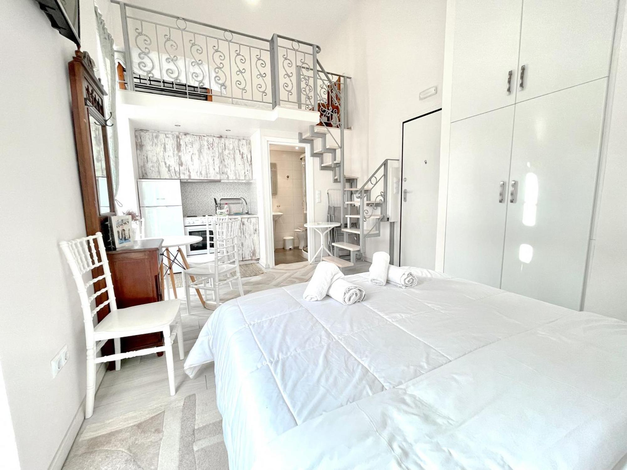 Xenias Rooms Apartments Koróni Esterno foto